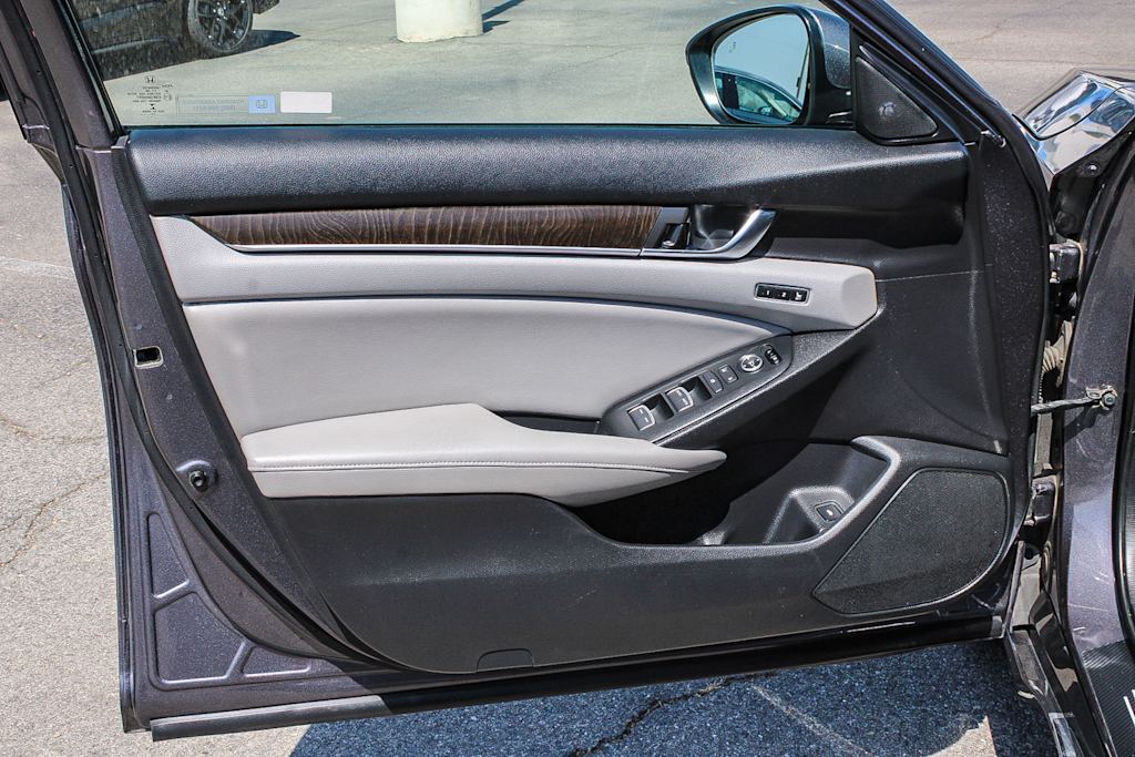 Thumbnail: 2018 Honda Accord - 25