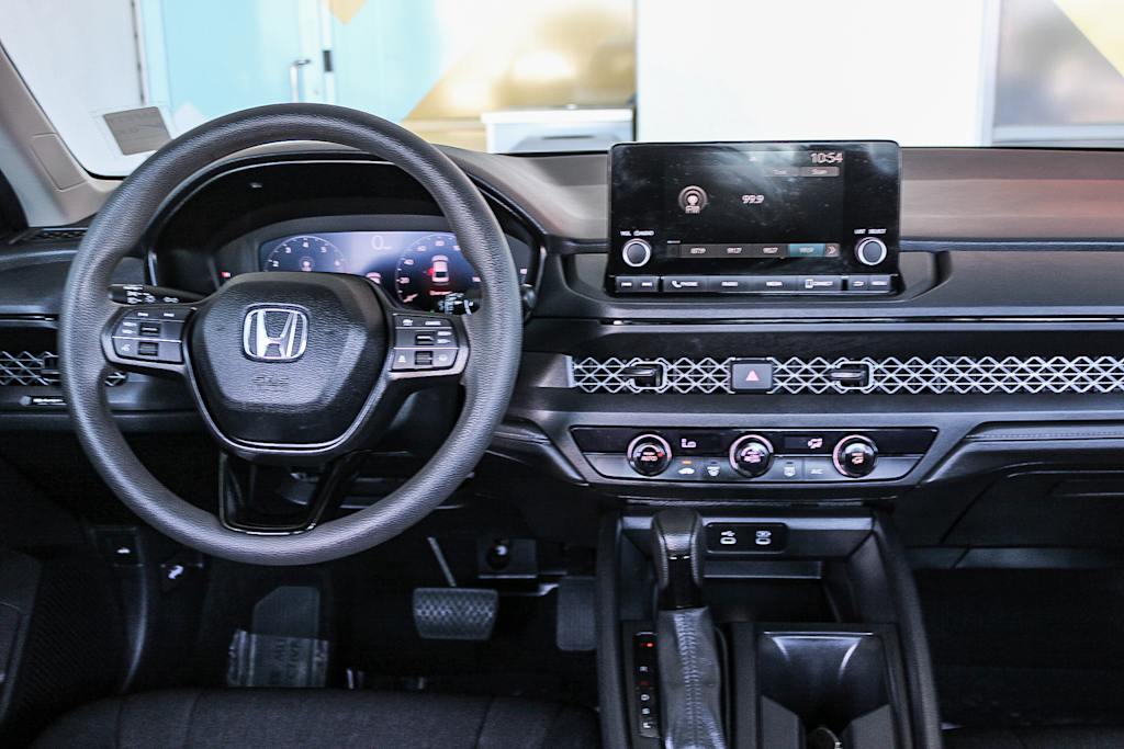 Thumbnail: 2025 Honda Accord - 9