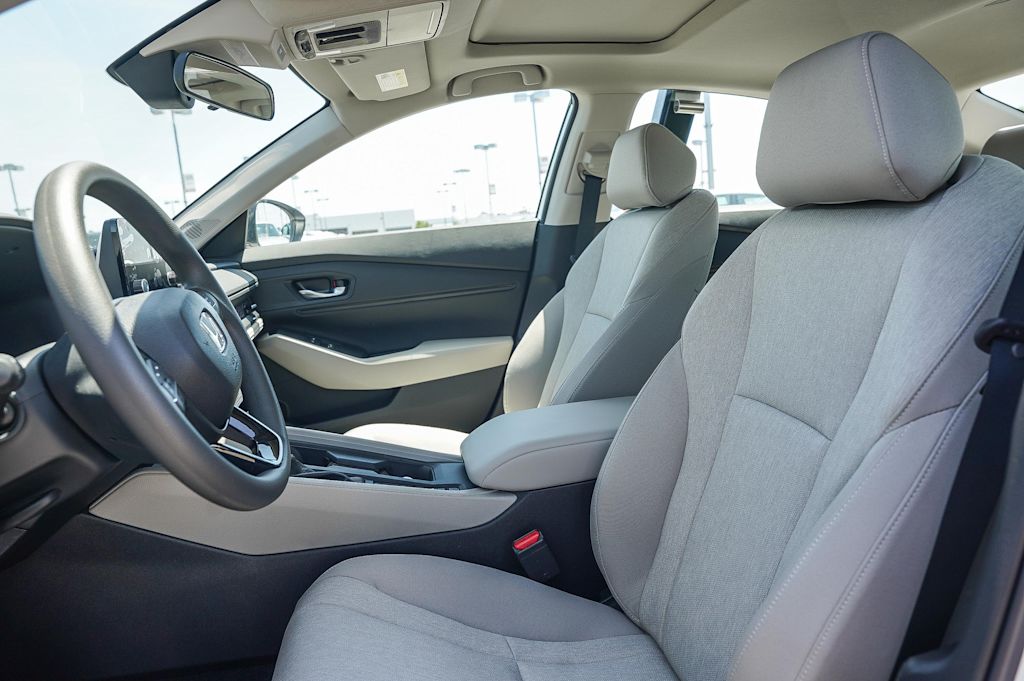 Thumbnail: 2025 Honda Accord - 8