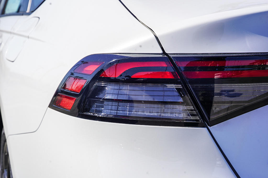 Thumbnail: 2025 Honda Accord - 16