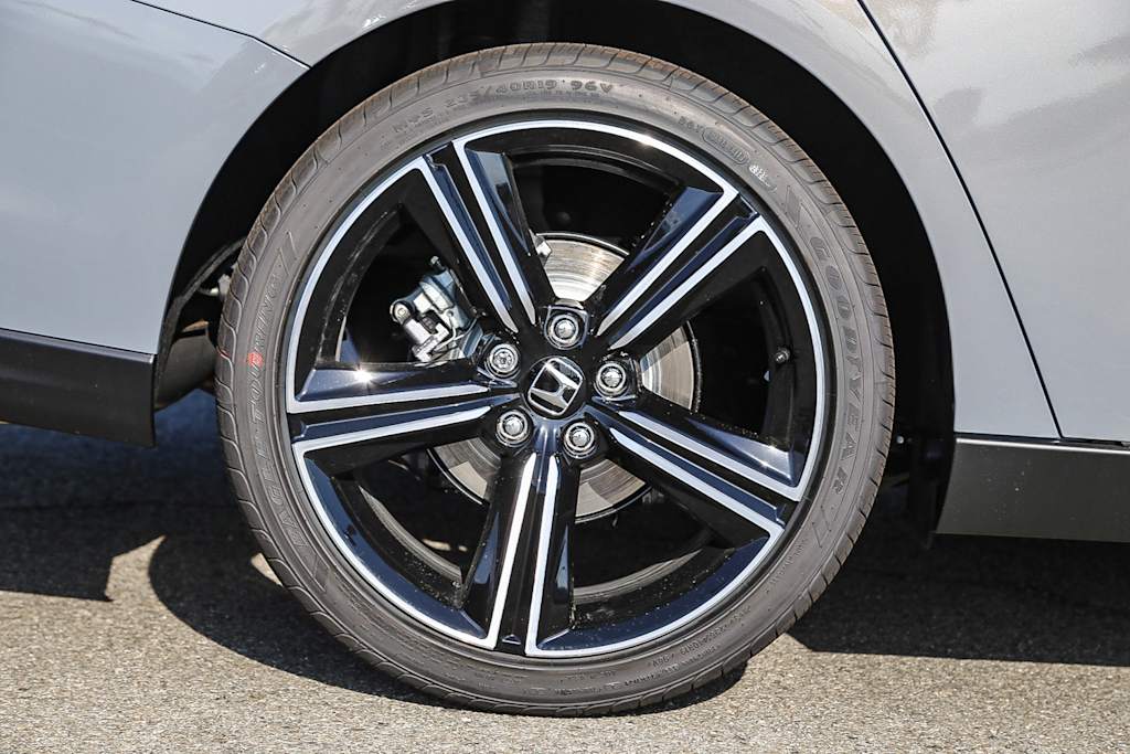 Thumbnail: 2025 Honda Accord - 21