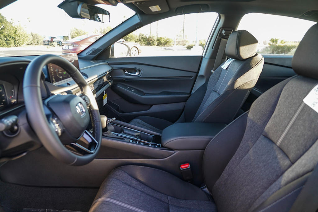 Thumbnail: 2025 Honda Accord - 10