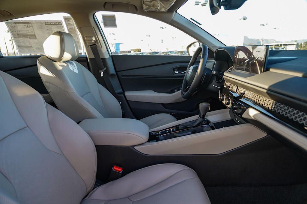 Thumbnail: 2025 Honda Accord - 10