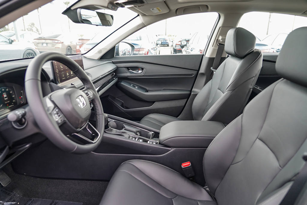 Thumbnail: 2025 Honda Accord - 11