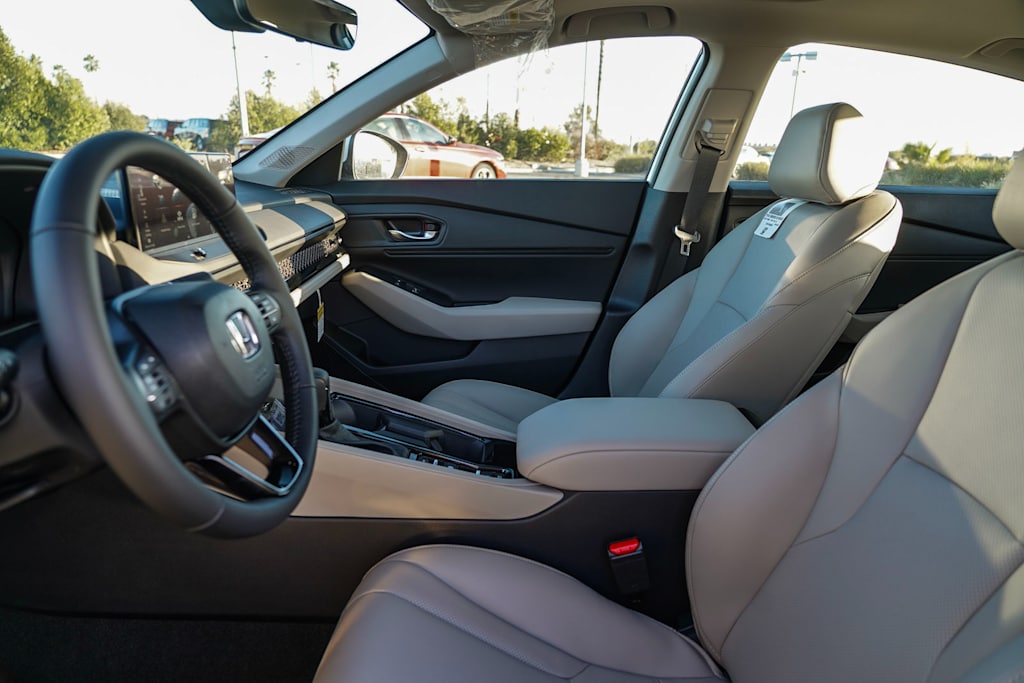 Thumbnail: 2025 Honda Accord - 11