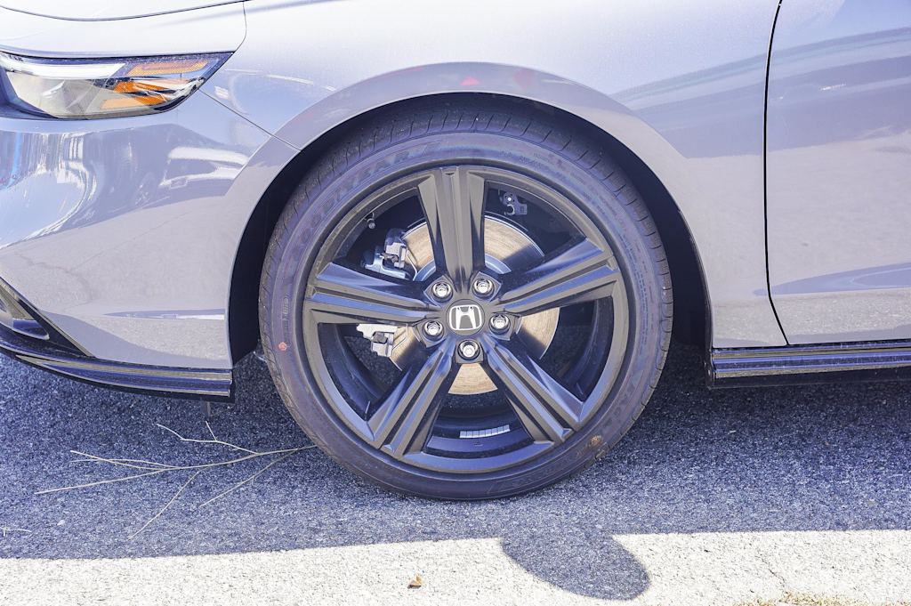 Thumbnail: 2025 Honda Accord - 21