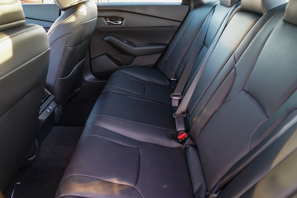 Thumbnail: 2025 Honda Accord - 32