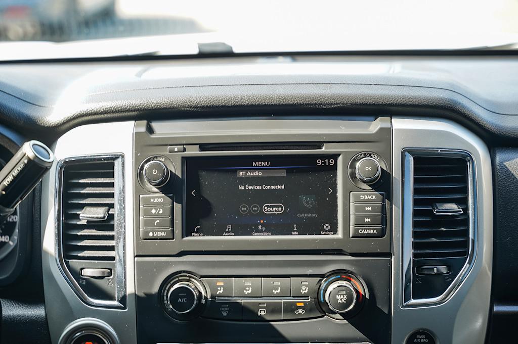 Thumbnail: 2019 Nissan Titan - 22