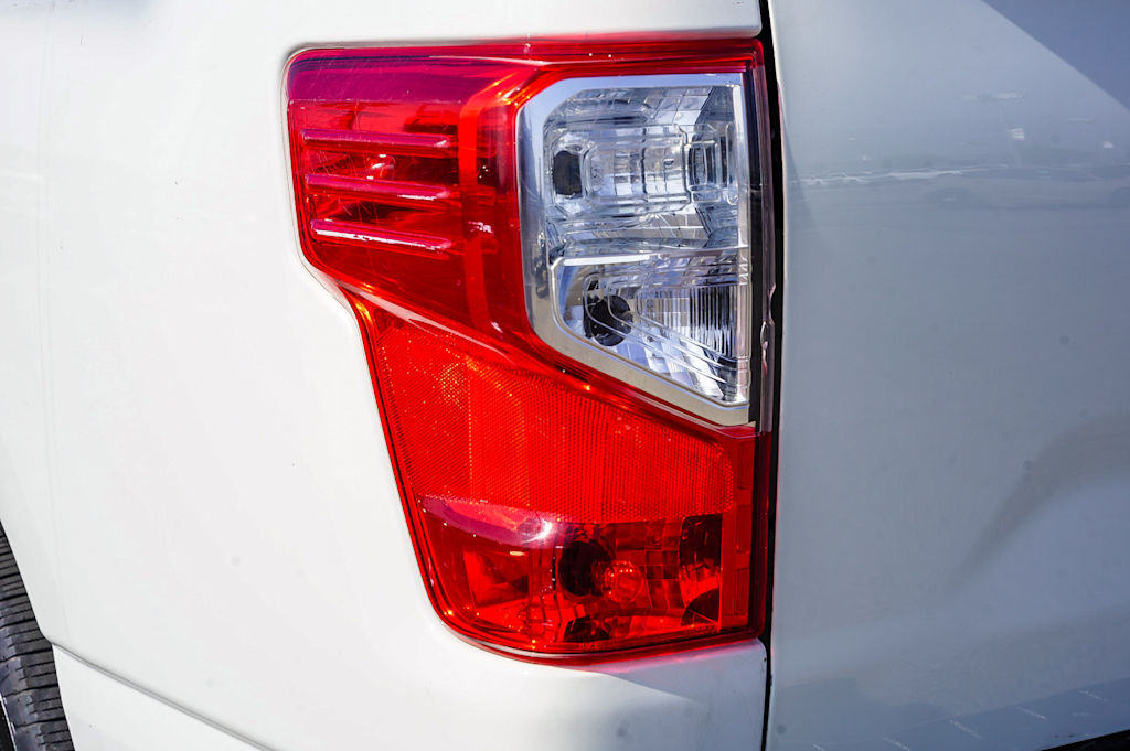 Thumbnail: 2019 Nissan Titan - 20