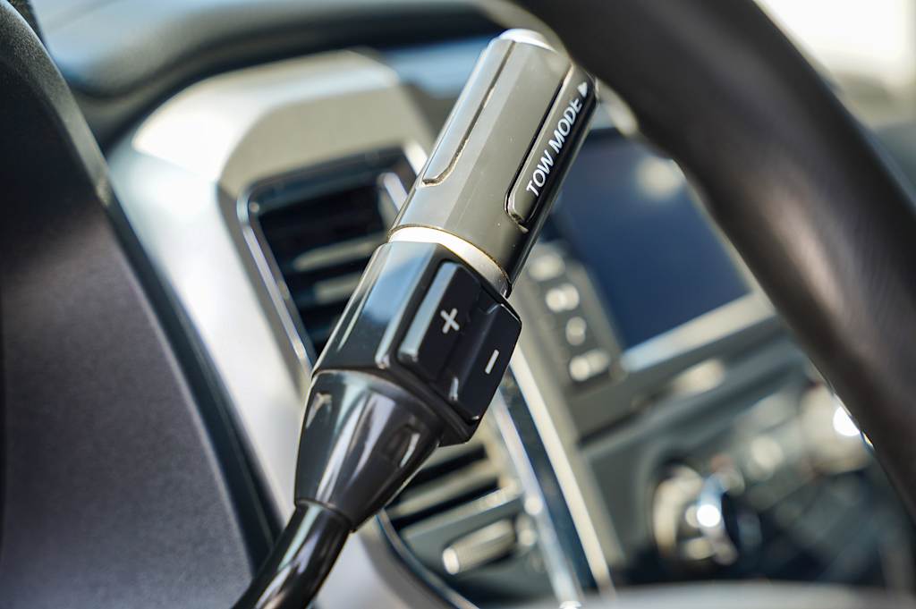 Thumbnail: 2019 Nissan Titan - 14