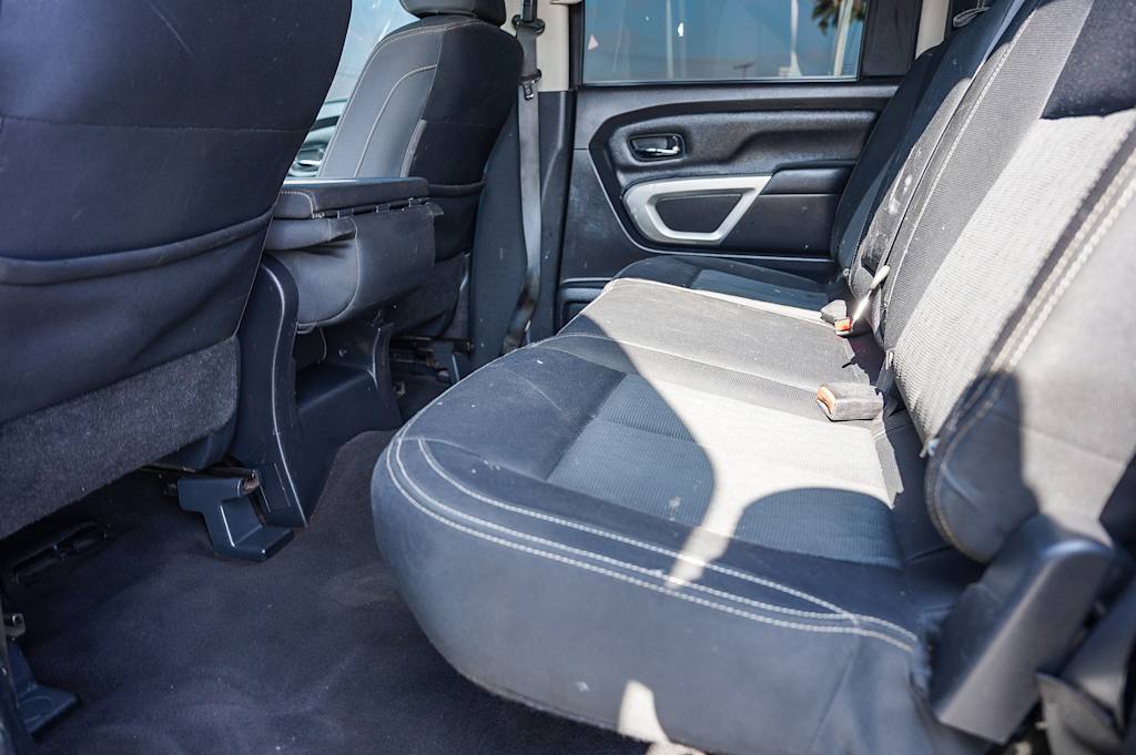 Thumbnail: 2019 Nissan Titan - 12