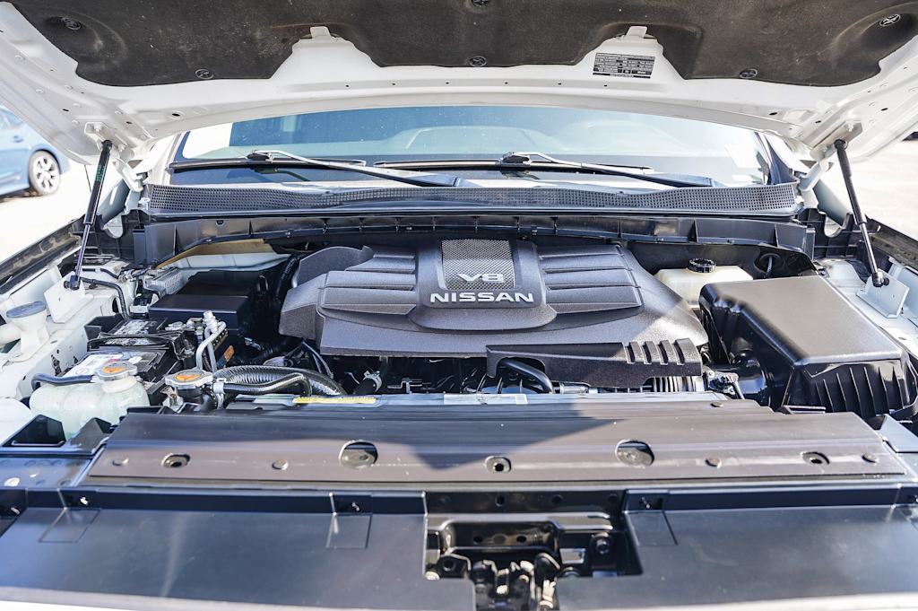 Thumbnail: 2019 Nissan Titan - 8