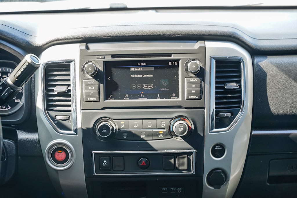 Thumbnail: 2019 Nissan Titan - 13