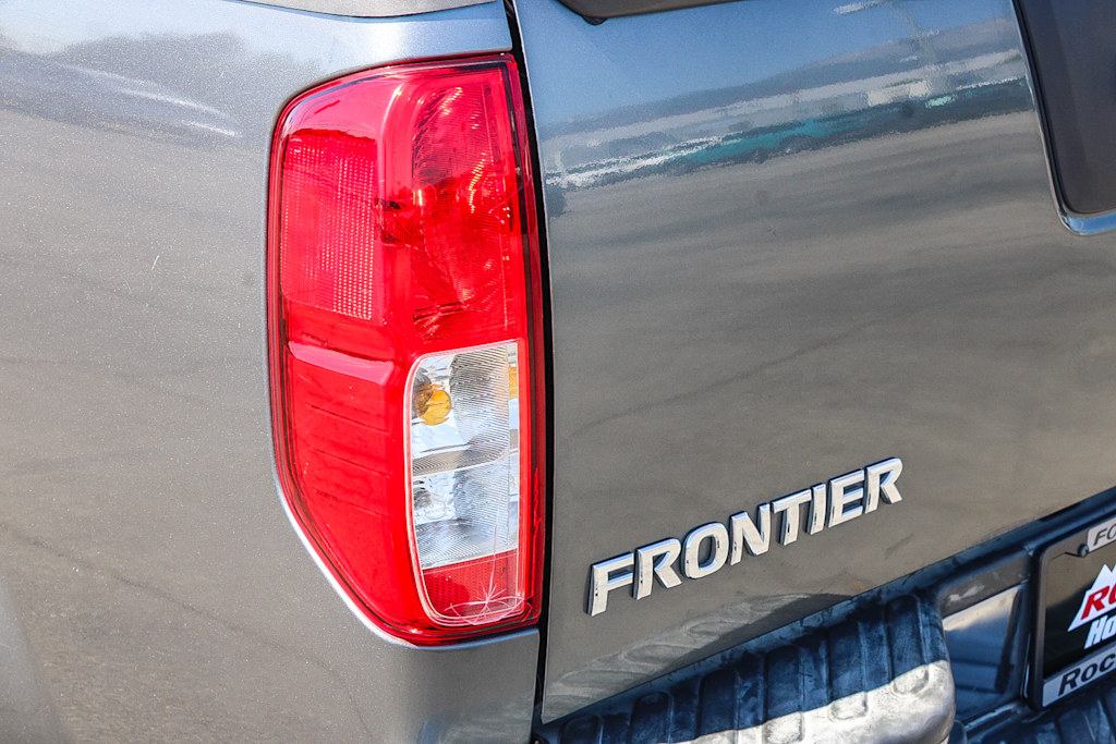 Thumbnail: 2016 Nissan Frontier - 22
