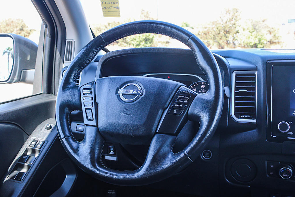 Thumbnail: 2024 Nissan Frontier - 12