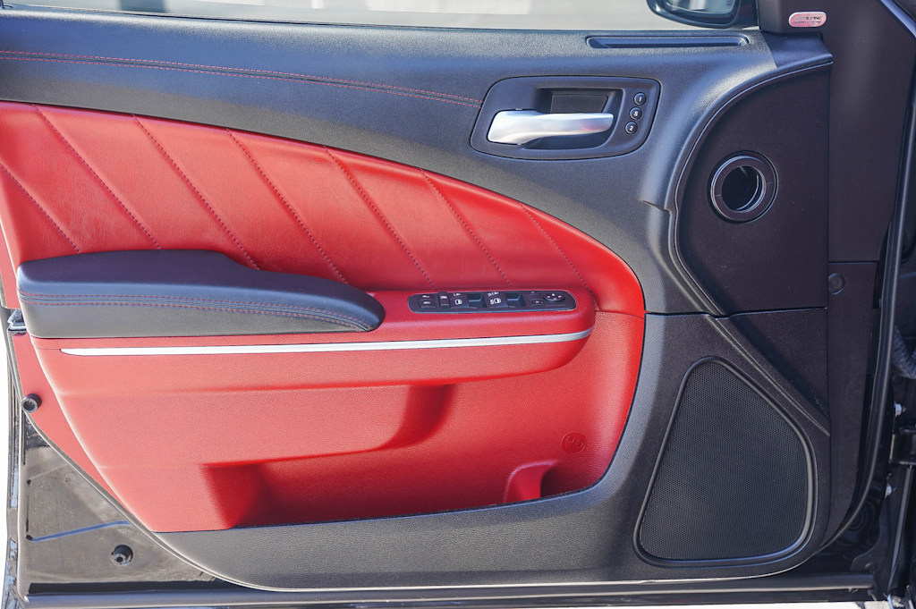 Thumbnail: 2022 Dodge Charger - 24