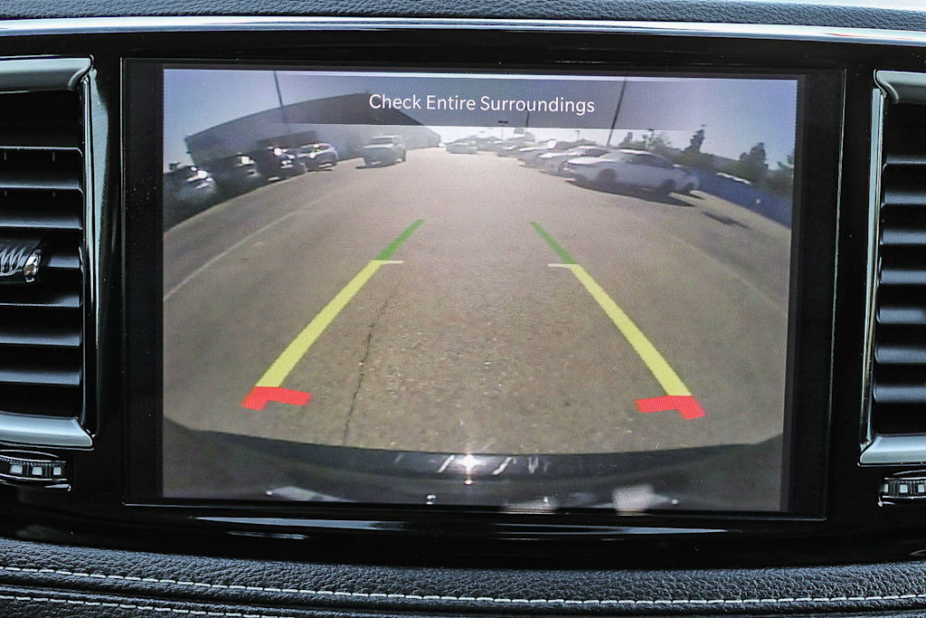 Thumbnail: 2024 Chrysler Pacifica - 25