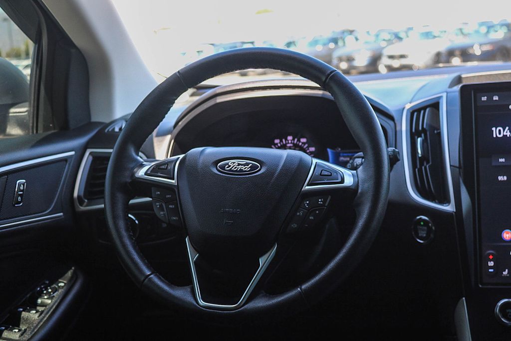Thumbnail: 2023 Ford Edge - 13
