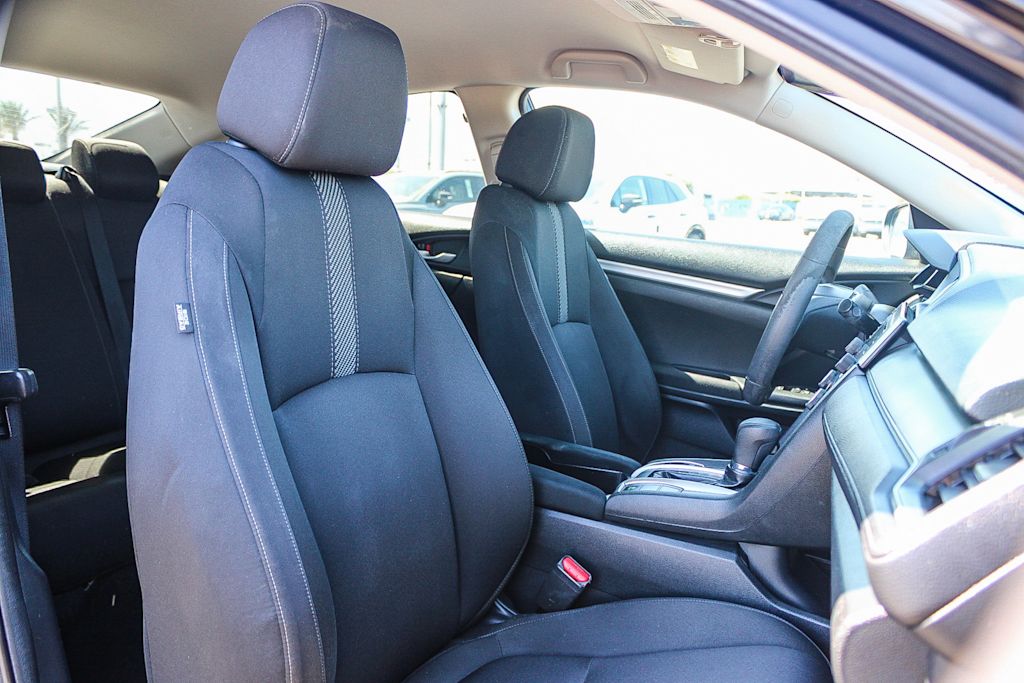 Thumbnail: 2016 Honda Civic - 10