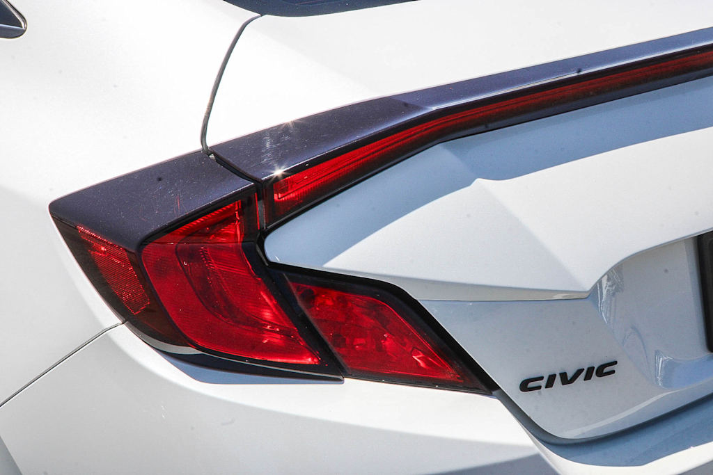 Thumbnail: 2020 Honda Civic - 21