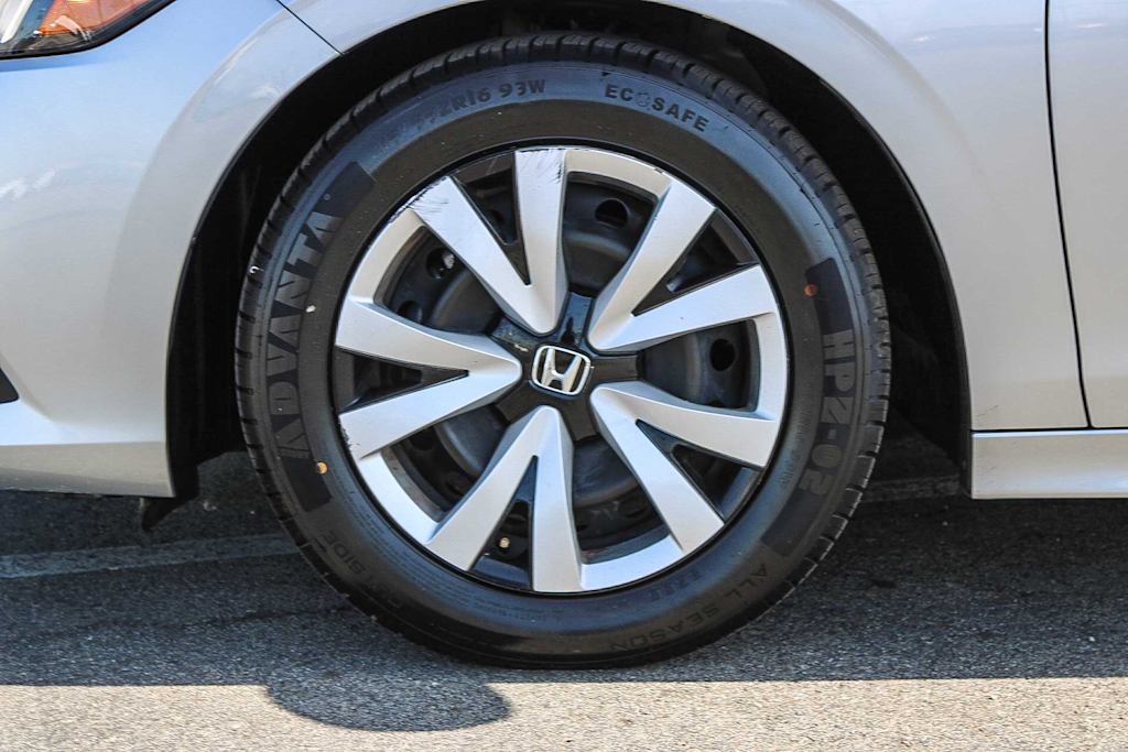 Thumbnail: 2024 Honda Civic - 22