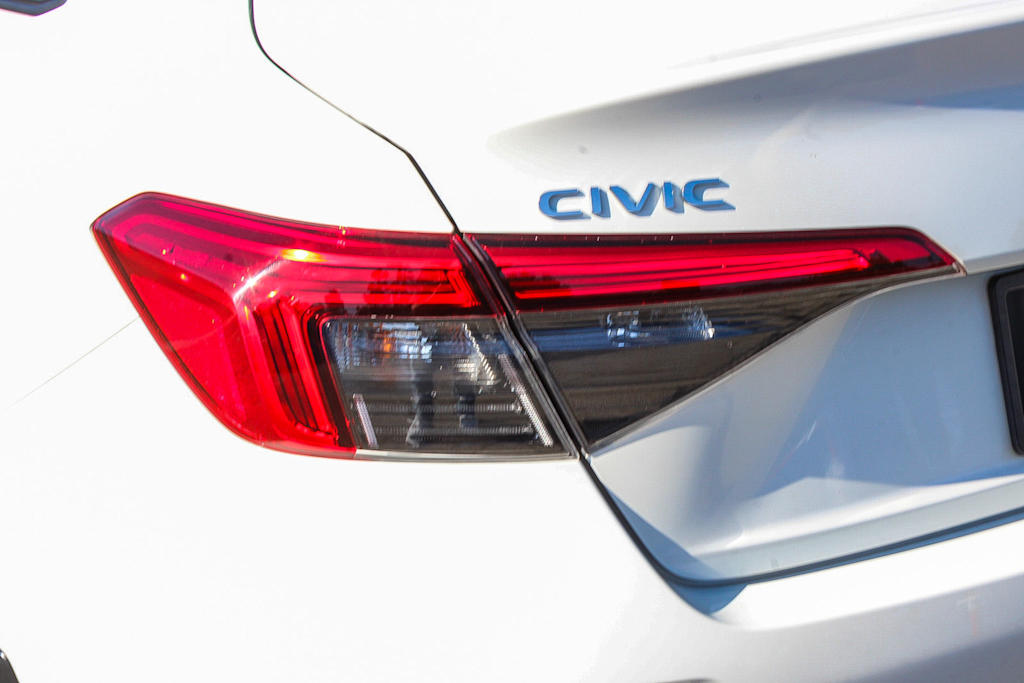 Thumbnail: 2022 Honda Civic - 22