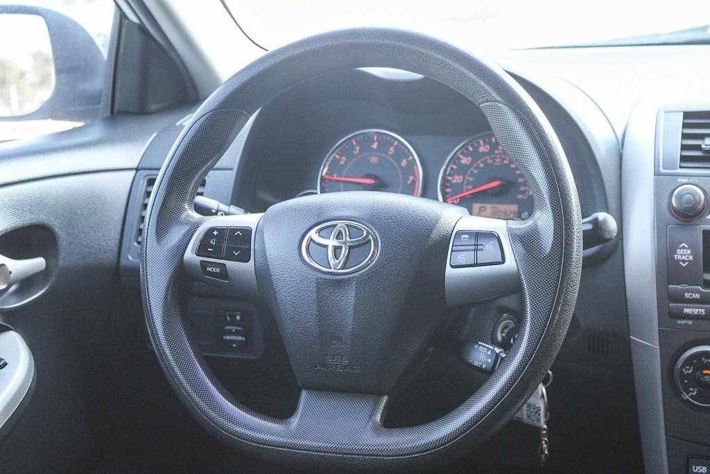 2011 Toyota Corolla S 9