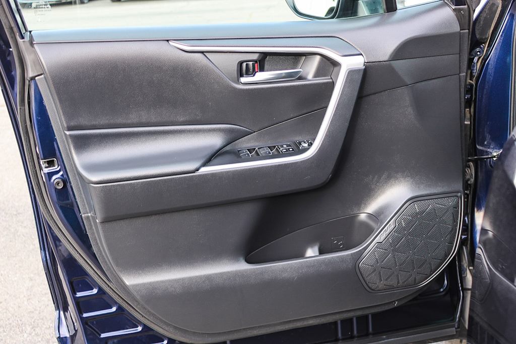 Thumbnail: 2024 Toyota RAV4 - 25