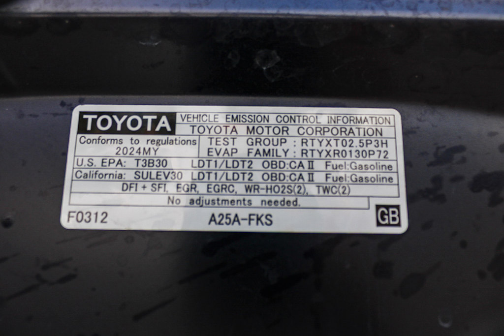 Thumbnail: 2024 Toyota RAV4 - 18