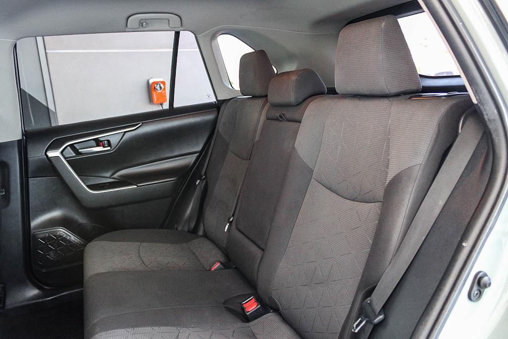 Thumbnail: 2021 Toyota RAV4 - 11