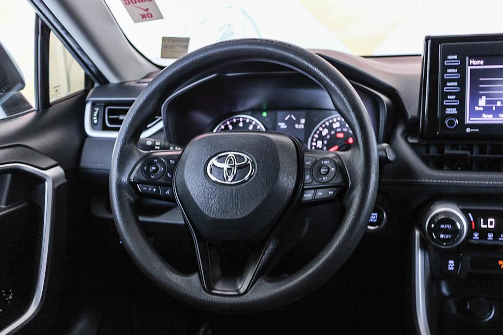Thumbnail: 2021 Toyota RAV4 - 12