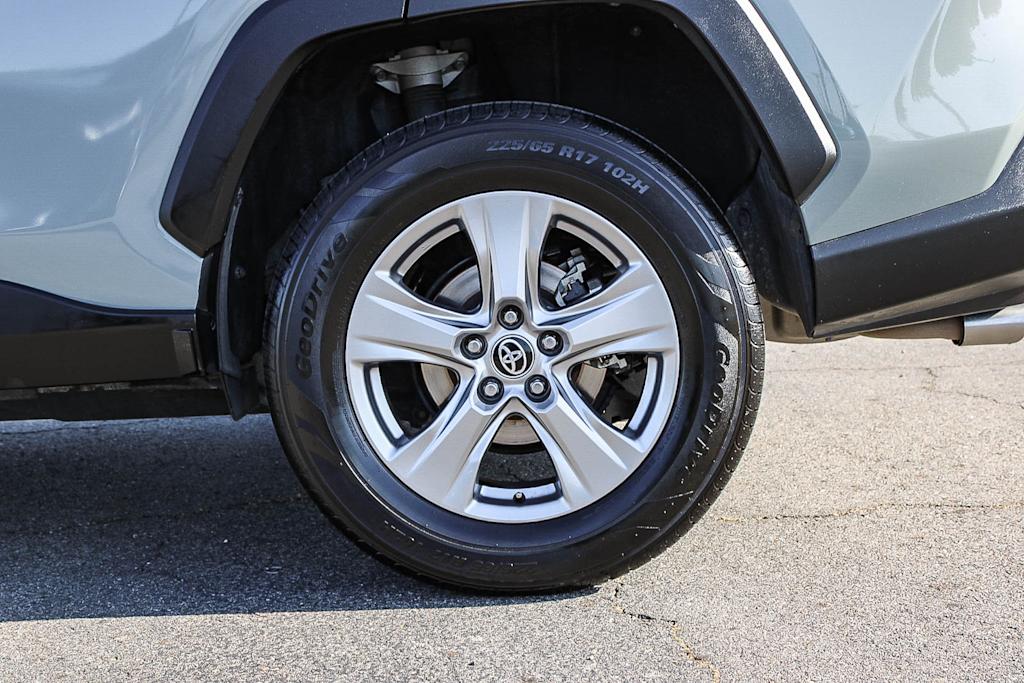 Thumbnail: 2023 Toyota RAV4 - 7