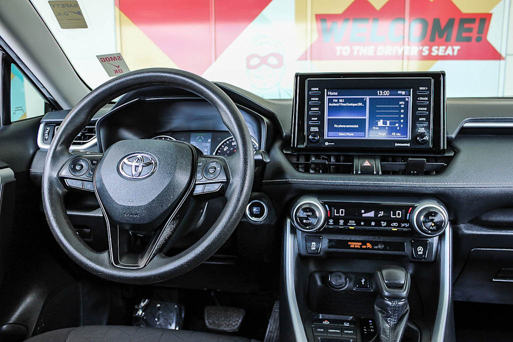 Thumbnail: 2021 Toyota RAV4 - 9