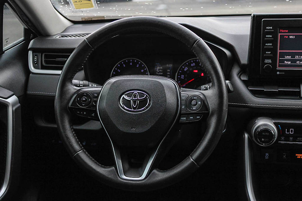 Thumbnail: 2020 Toyota RAV4 - 12