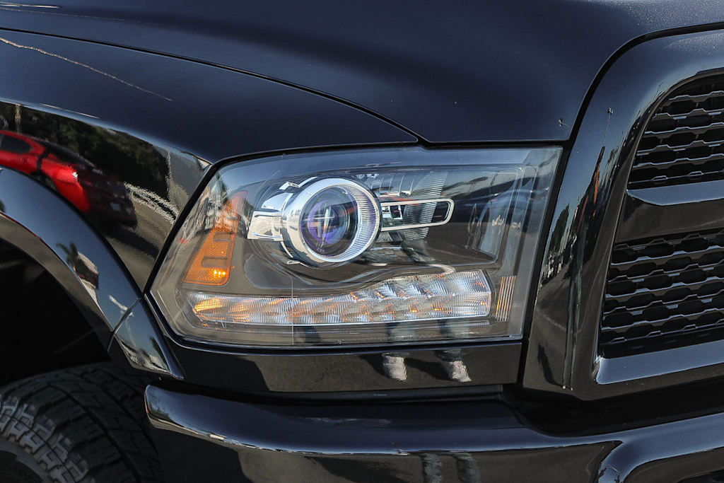 Thumbnail: 2016 RAM 3500 - 19
