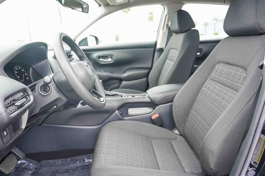 Thumbnail: 2025 Honda HR-V - 11