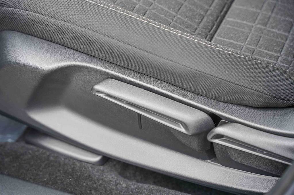 Thumbnail: 2025 Honda HR-V - 25