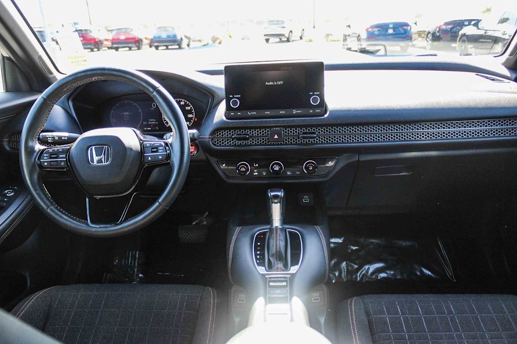 Thumbnail: 2023 Honda HR-V - 2