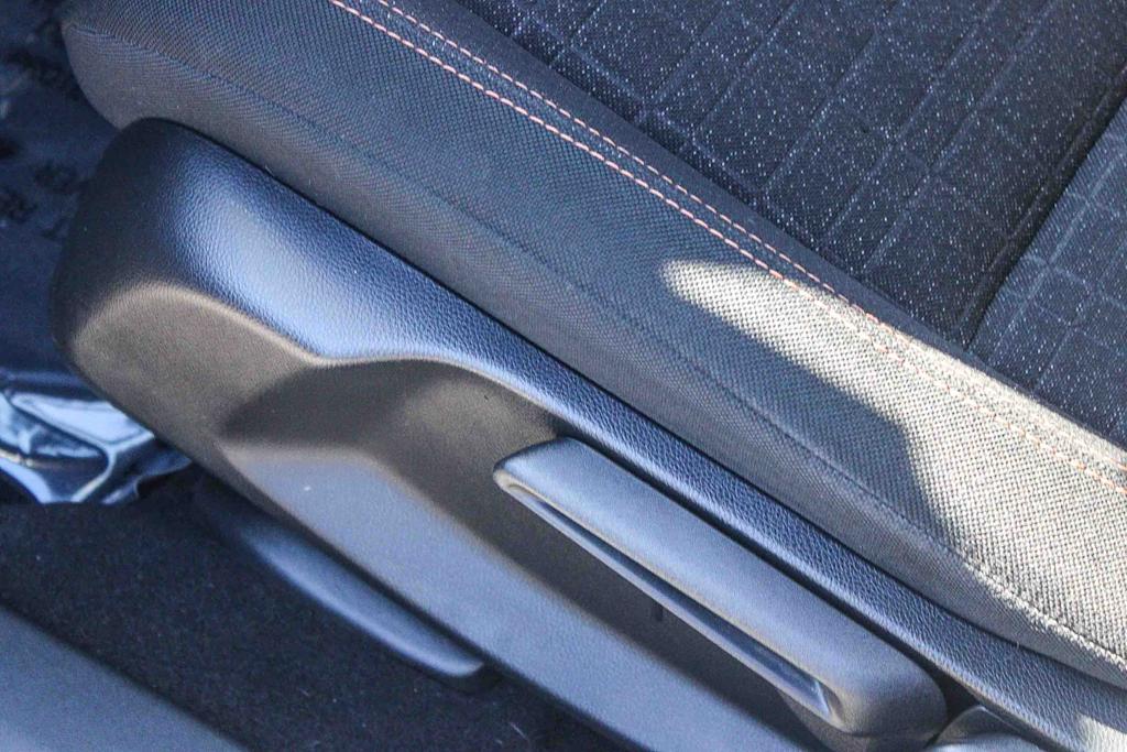 Thumbnail: 2023 Honda HR-V - 25