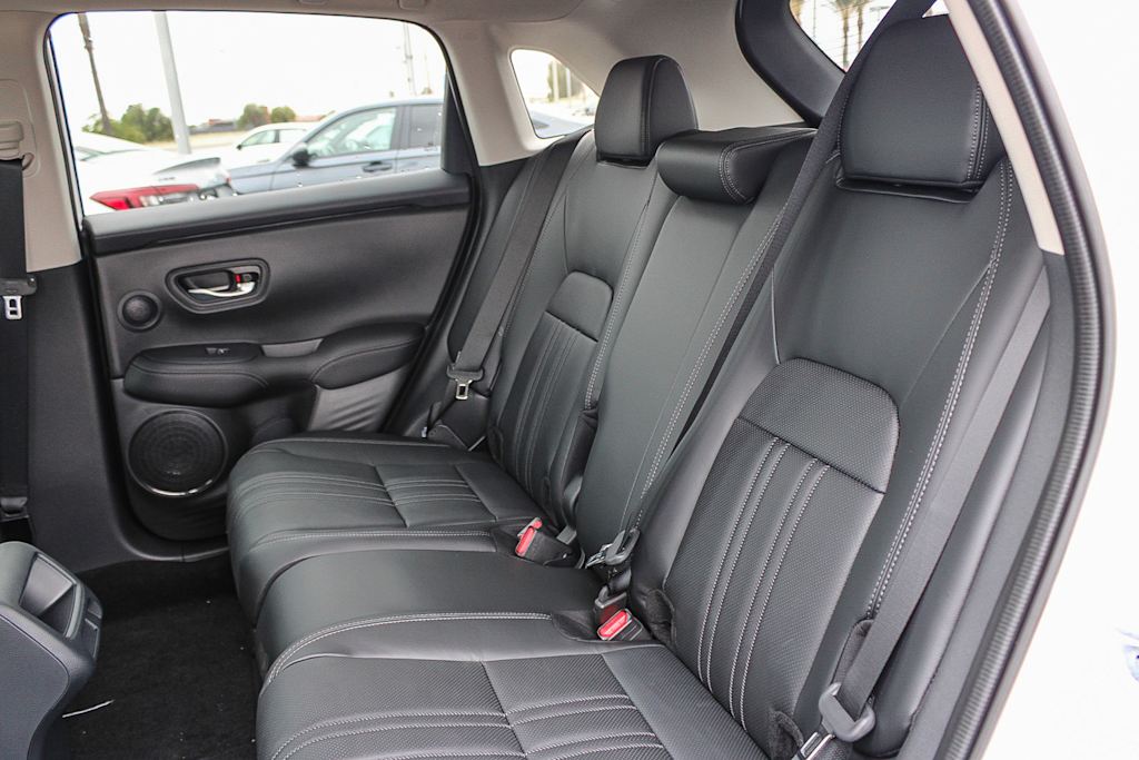 Thumbnail: 2027 Honda HR-V - 11