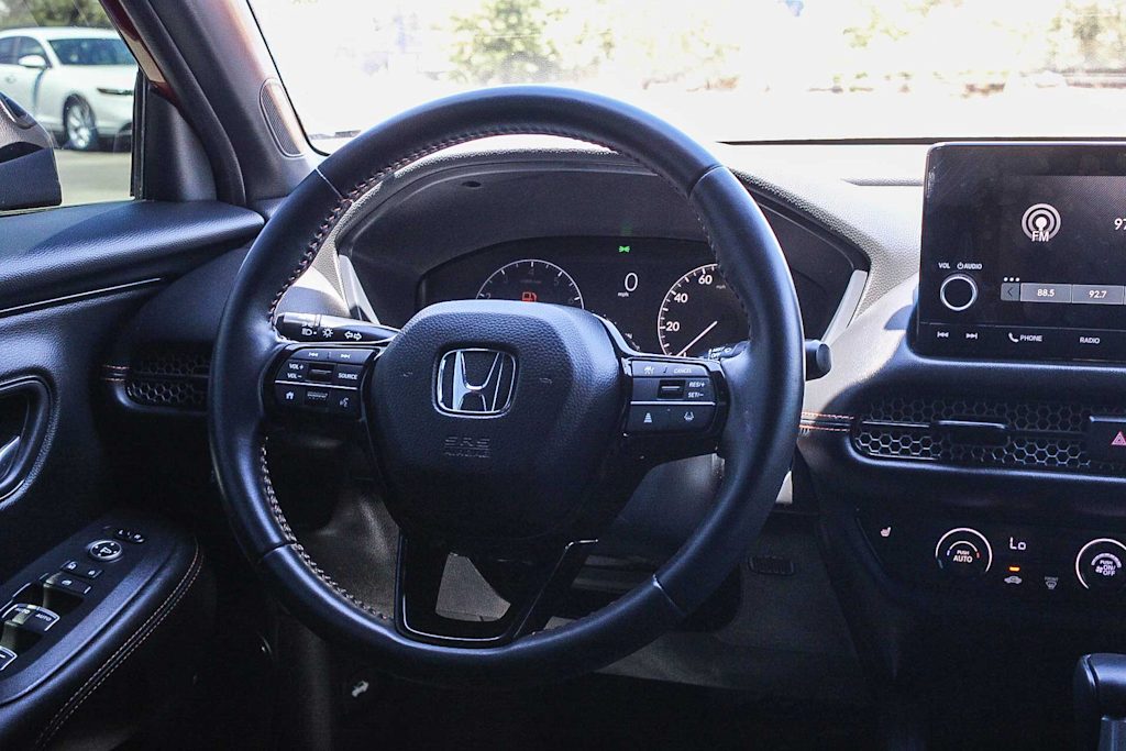 Thumbnail: 2025 Honda HR-V - 24
