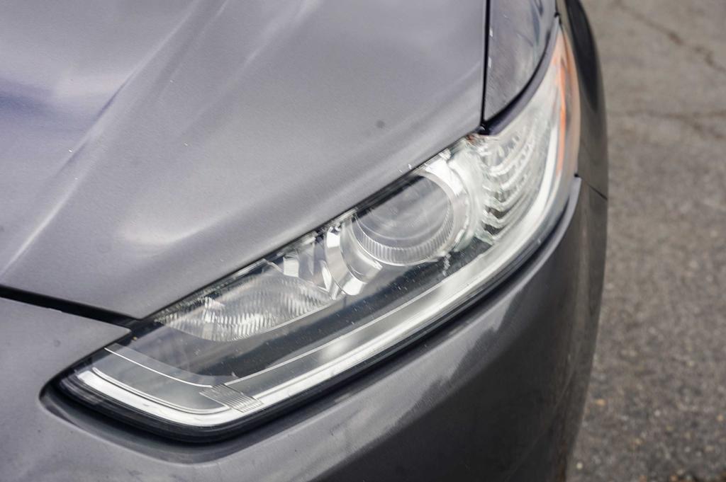 Thumbnail: 2015 Ford Fusion - 20