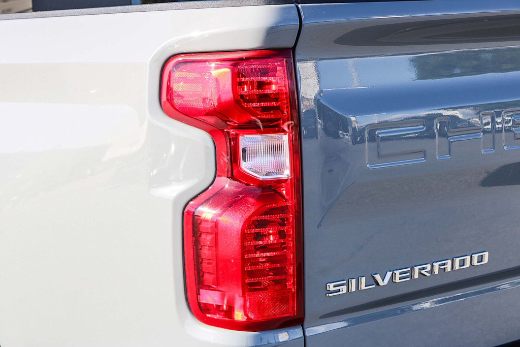 Thumbnail: 2024 Chevrolet Silverado 1500 - 21