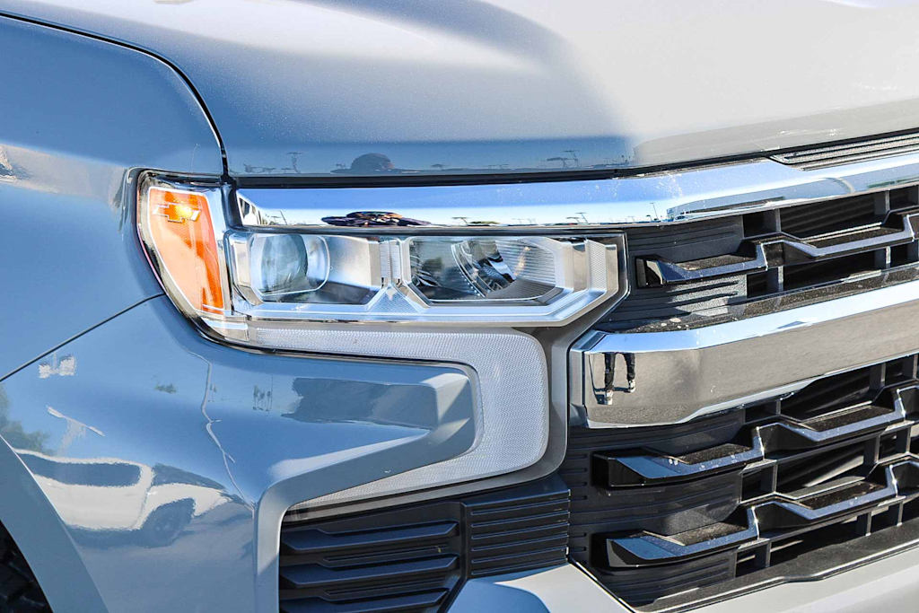 Thumbnail: 2024 Chevrolet Silverado 1500 - 18