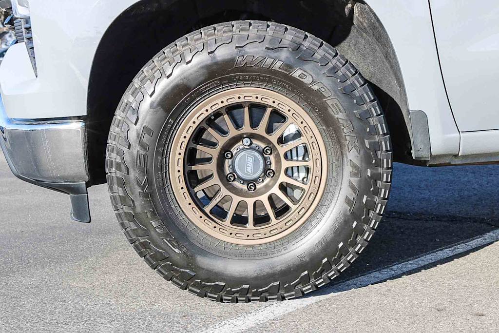 Thumbnail: 2024 Chevrolet Silverado 1500 - 22