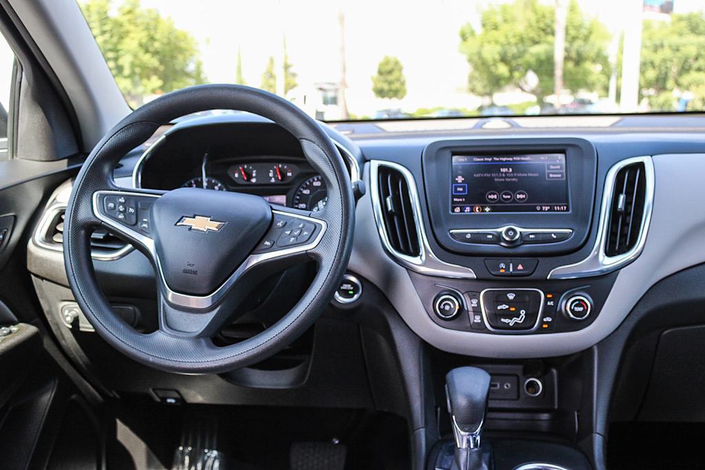 Thumbnail: 2023 Chevrolet Equinox - 8