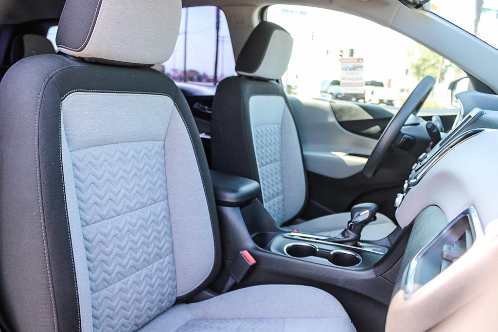 Thumbnail: 2023 Chevrolet Equinox - 9