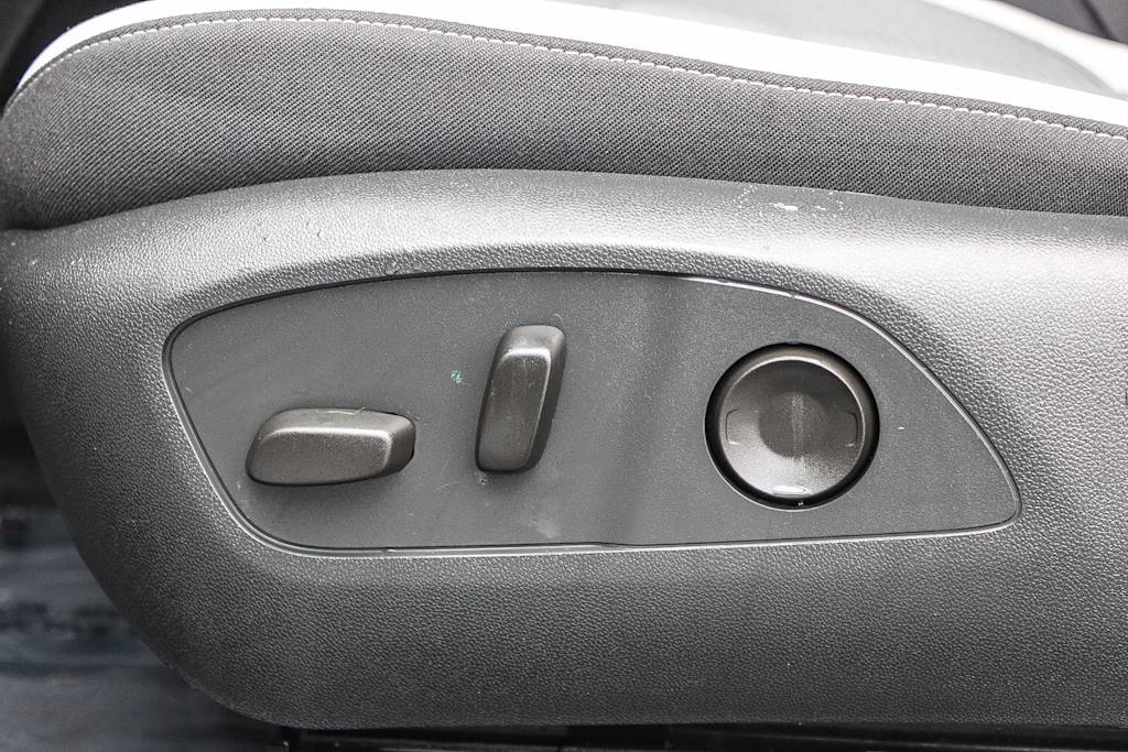 Thumbnail: 2025 Honda Prologue - 22