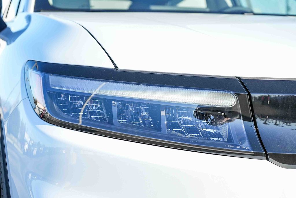 Thumbnail: 2026 Honda Prologue - 17