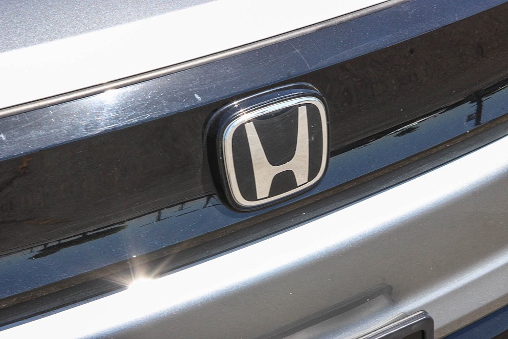 Thumbnail: 2025 Honda Prologue - 6